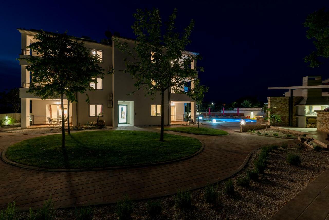 Villa Anja 1St Floor Peroj Exterior foto