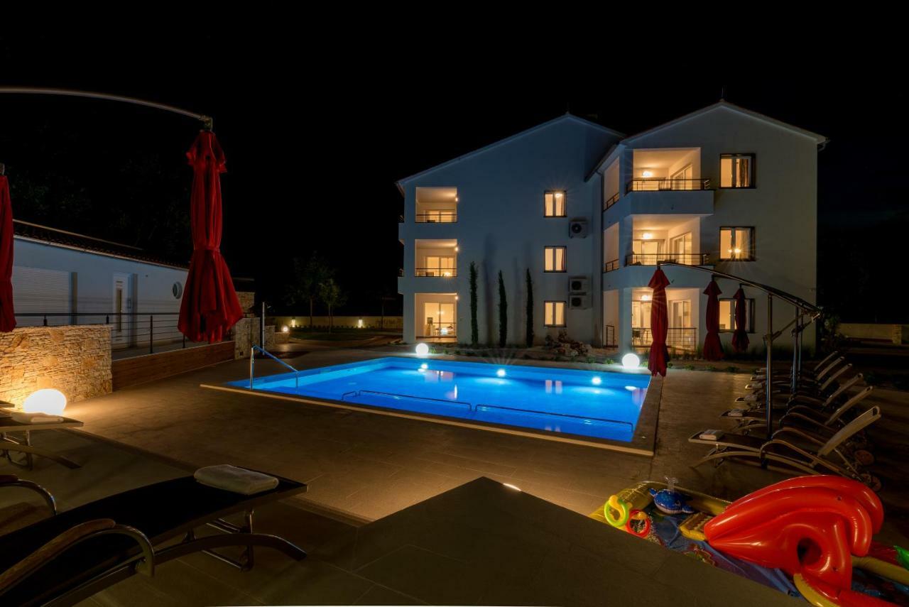 Villa Anja 1St Floor Peroj Exterior foto