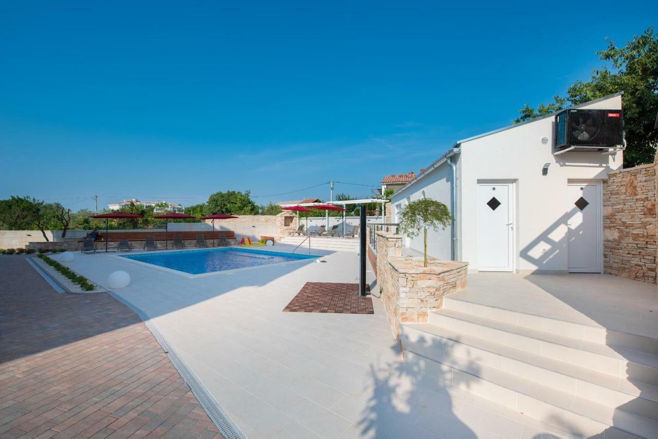 Villa Anja 1St Floor Peroj Exterior foto