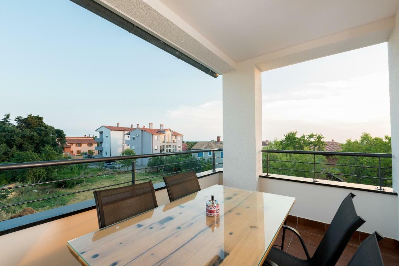 Villa Anja 1St Floor Peroj Exterior foto